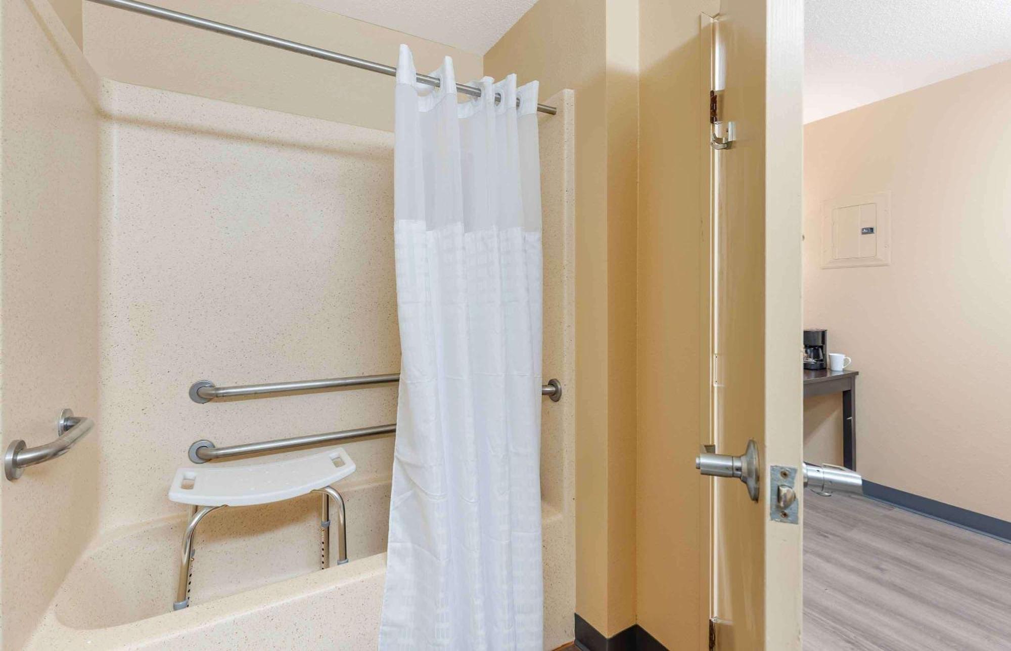 Extended Stay America Suites - St Louis - Westport - E Lackland Rd Maryland Heights Exteriör bild